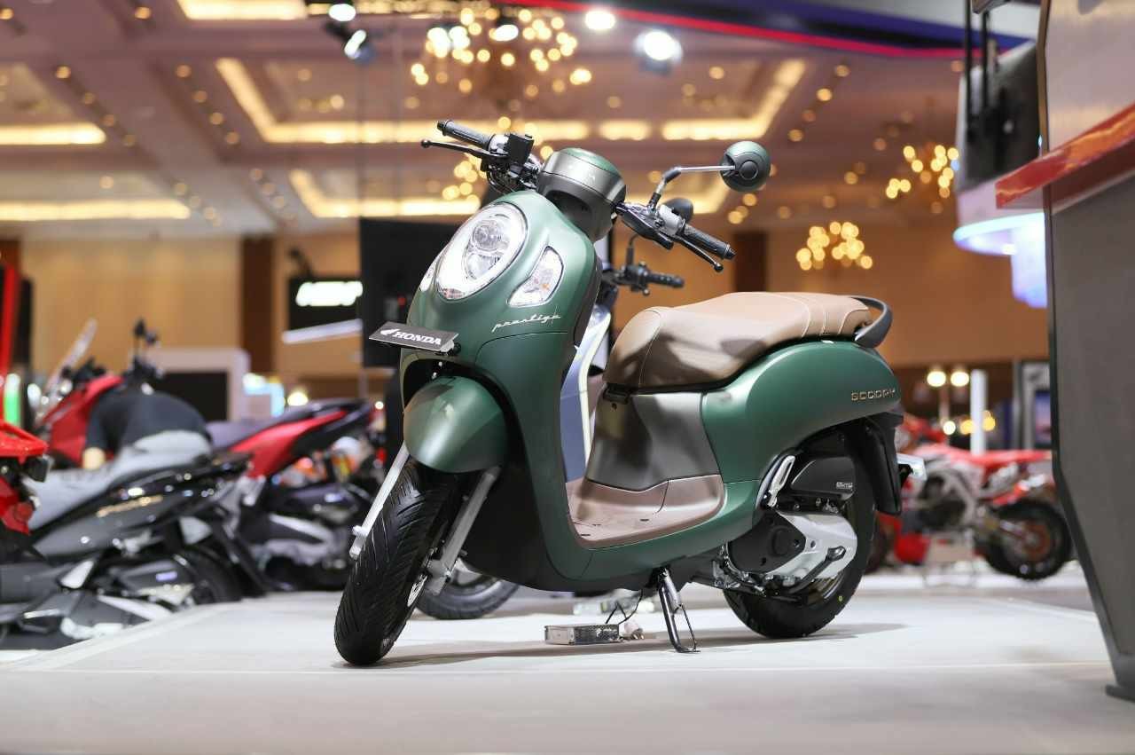 New Honda Vario 125 dan New Honda Scoopy mencatatkan penjualan hingga 261 unit pada ajang Indonesia Motorcycle Show (IMOS) 2022.