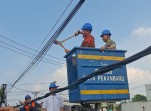 Walikota Pekanbaru Turun Tangan Potong Kabel Semrawut, Provider Diminta Segera Tertibkan Jaringan