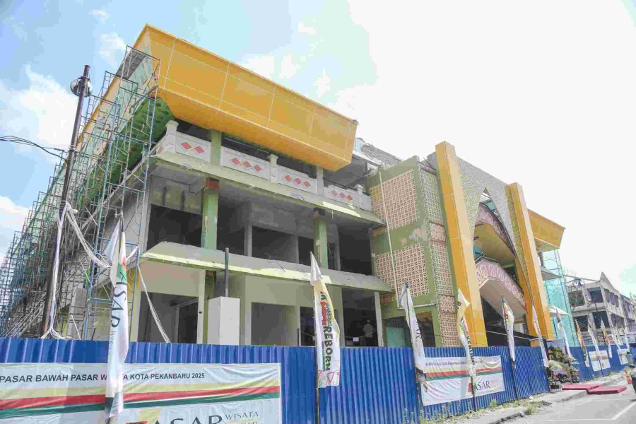 Pengelola Pasar Bawah Pekanbaru Harus Tuntaskan Revitalisasi Akhir Oktober 2025