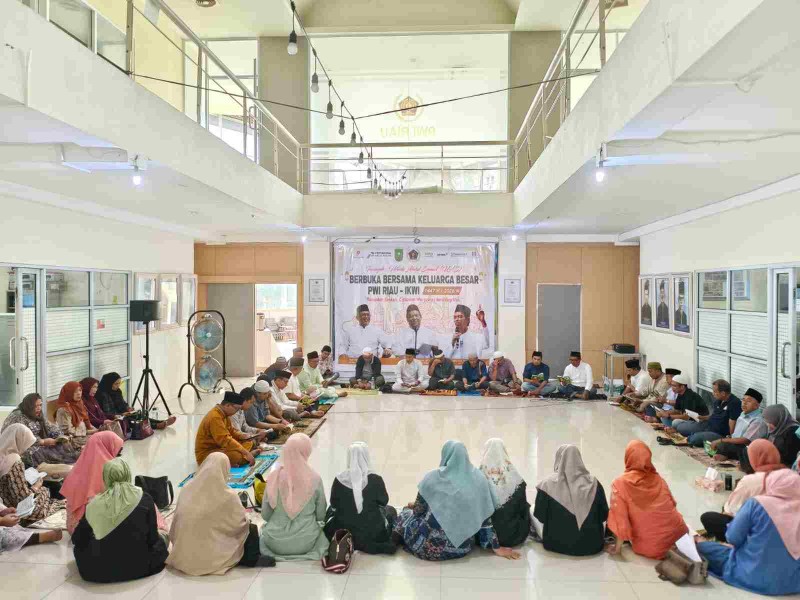 Tahlil Hari Ketujuh Zulmansyah Sekedang, PWI Riau Larut dalam Haru