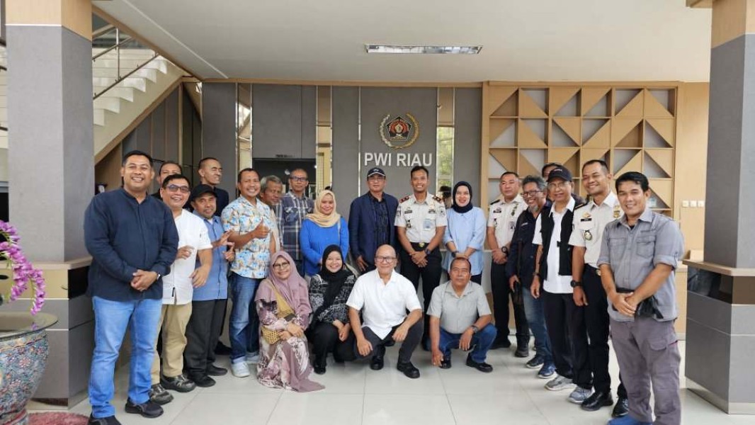 Imigrasi Siak Bangun Komunikasi dengan PWI Riau