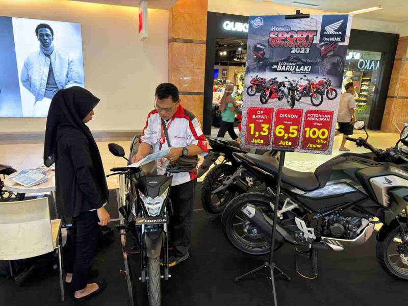 Pameran Honda Sport MotoShow CDN Riau di Mal SKA Sukses