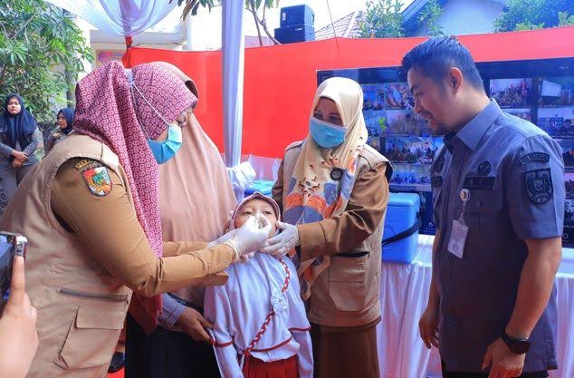 Pemko Pekanbaru Lanjutkan Vaksinasi Polio