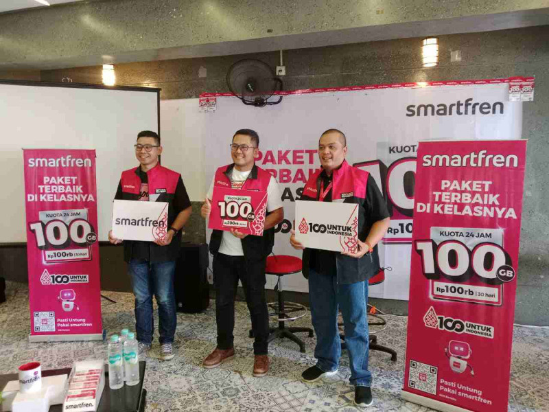 Dukung Generasi Digital Berkarya, Smartfren Hadirkan Paket 100GB Hanya Rp100 Ribu