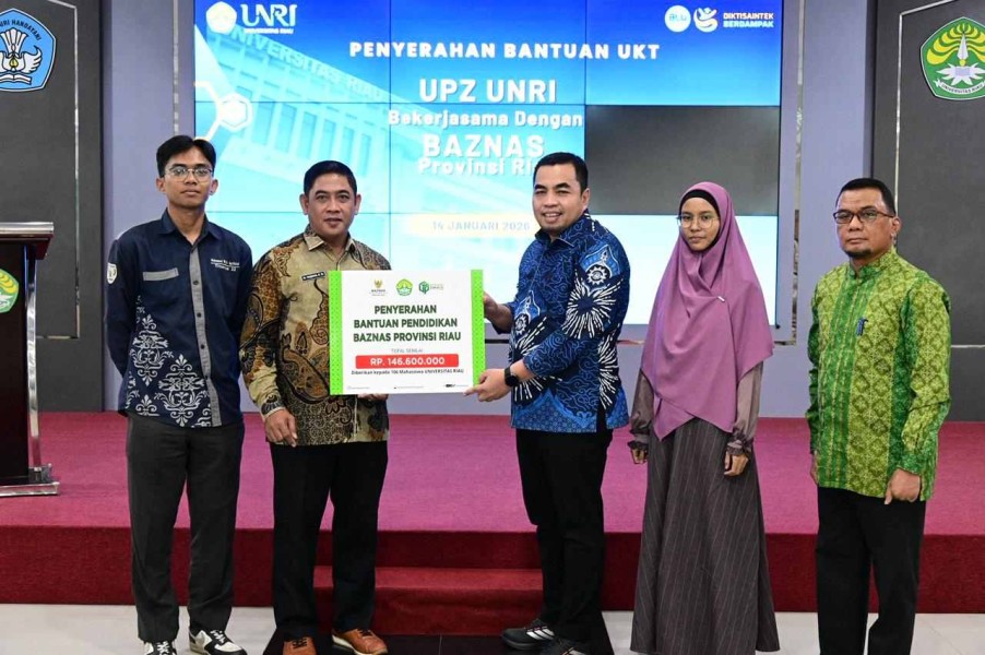 106 Mahasiswa Unri Terima Beasiswa BAZNAS Provinsi Riau