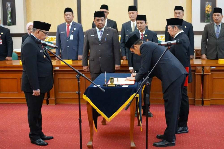 Gubernur Riau Lantik 21 Pejabat PTP Pemprov