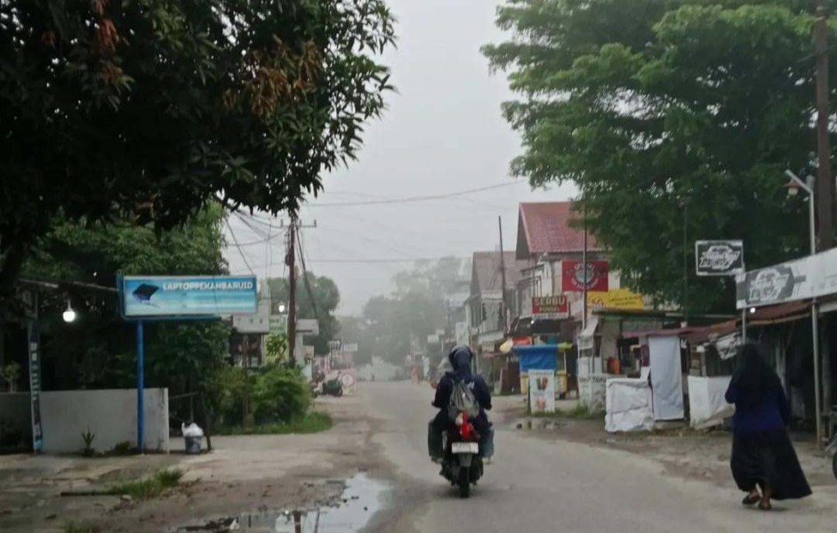 Udara Pekanbaru Kembali Tidak Sehat, Siswa TK-SMP Masuk Sekolah