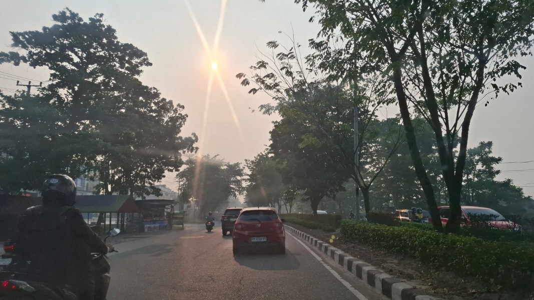 Kualitas Udara Pekanbaru Mulai Membaik, PM2.5 Turun ke Level Sedang