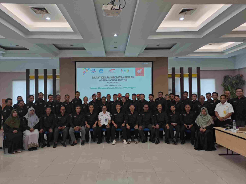 Capella Honda Bahas Program Kerja 2024 bersama SMK Mitra Binaan