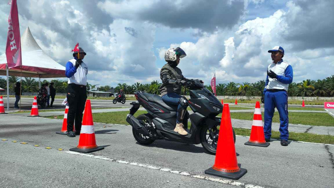 Capella Honda Gelar Kompetisi Safety Riding Komunitas 2024