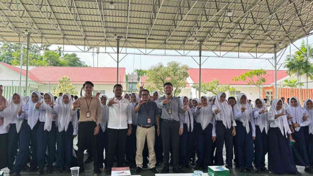 OJK Riau Dorong 350 Siswa Sekolah Rakyat Melek Finansial