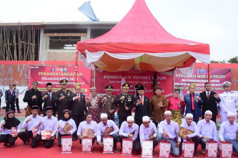 Wabup Bagus Serahkan Remisi Lapas Bengkalis