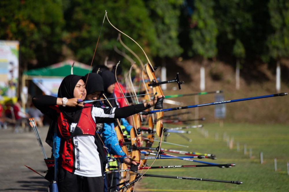 Lima Provinsi Ikut UIR Open Archery Cup di Pekanbaru