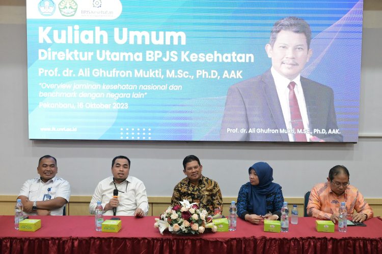Dirut BPJS Kesehatan Beri Kuliah Umum Mahasiswa Kedokteran UNRI