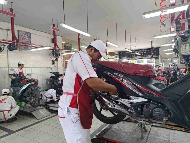 Mudahkan Konsumen Rawat Sepeda Motor, CDN Hadirkan Service Murah