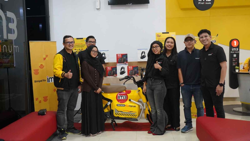 Program IM3 Pasti Simpel Bikin Pelanggan Sumatra Pulang Bawa Motor Listrik