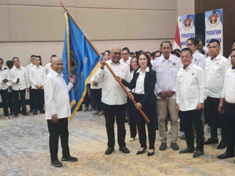 Pengurus PWI Sulawesi Utara Dilantik
