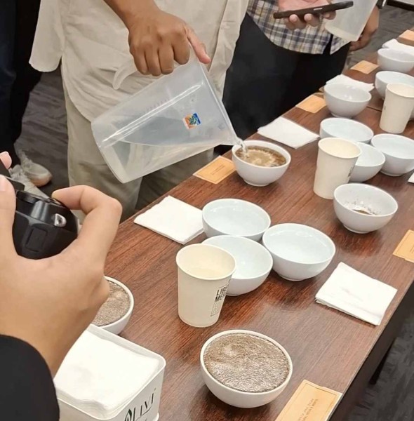 Jurnalis Cicipi Ragam Kopi Nusantara di Dumai, Liberika Meranti jadi Perhatian