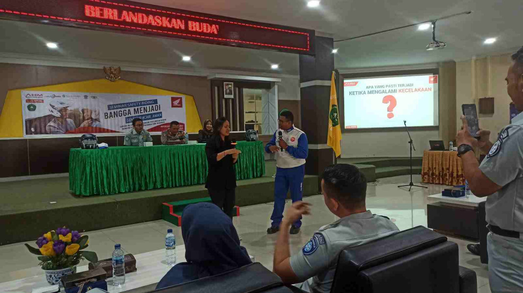 150 Mahasiswa Unilak Terima Ilmu Berkendara CDN Riau & Jasa Raharja