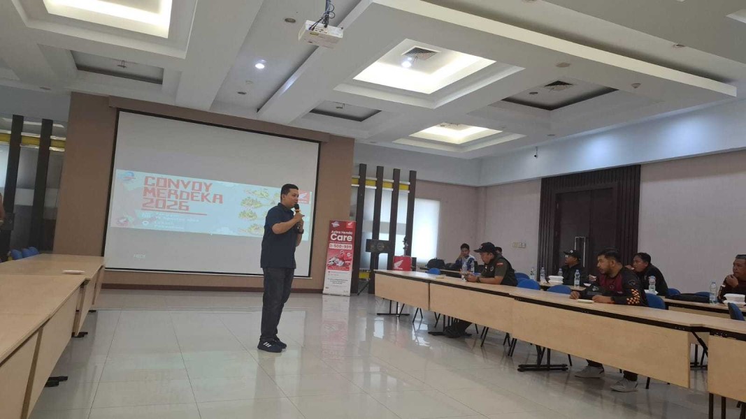 City Rolling Capella Honda Bawa Bikers Kenalkan Landmark dan Dukung UMKM Pekanbaru
