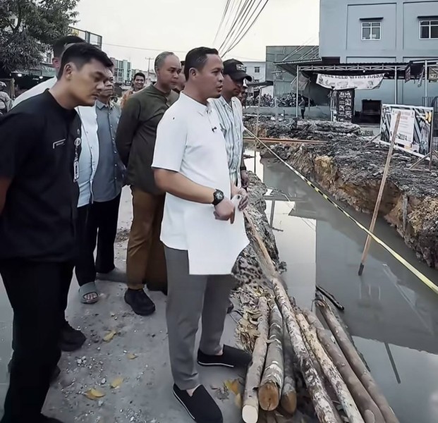 Walikota Agung Bangun Ulang Drainase 1,2 Kilometer di Jalan Darma Bakti