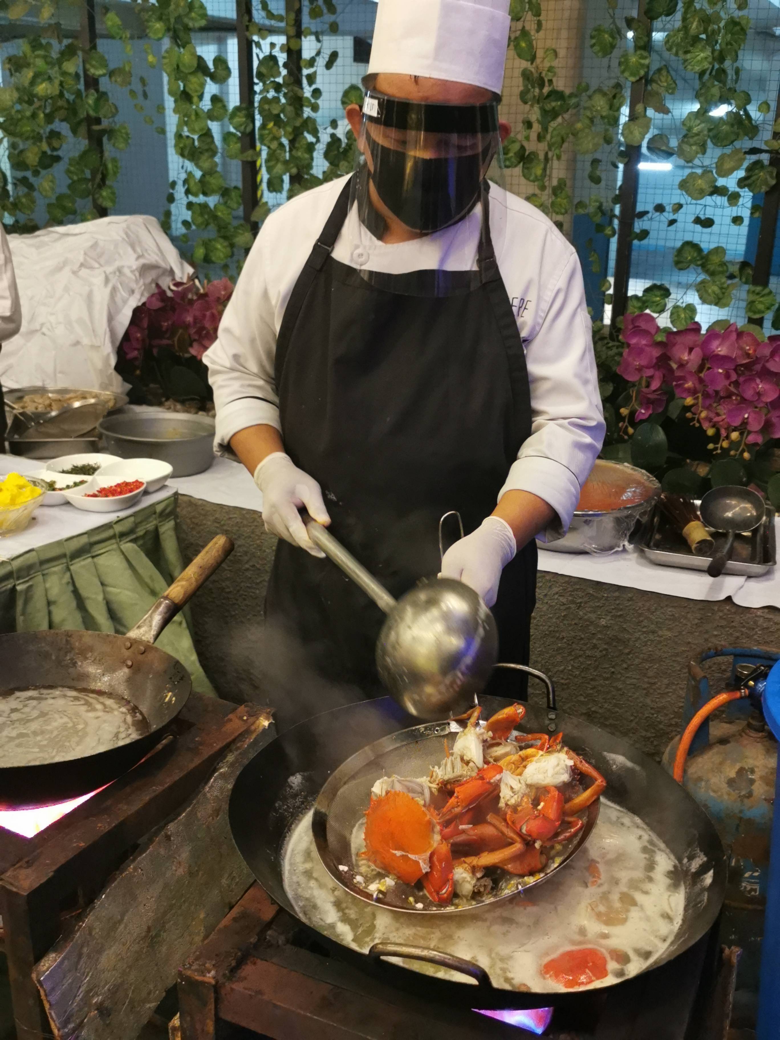 Hotel Premiere Ajak Menginap Sambil Nikmati Menu Buffet