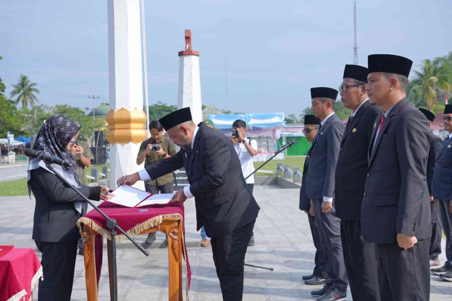 Siak Perdana Terapkan Manajemen Talenta, Empat Putra Daerah Dilantik Jadi Kadis