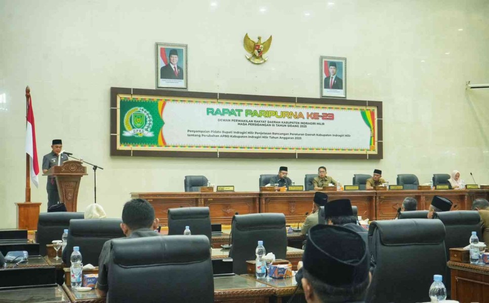Paripurna ke-23 DPRD Inhil, Bupati Sampaikan Penjelasan Ranperda Perubahan APBD 2025