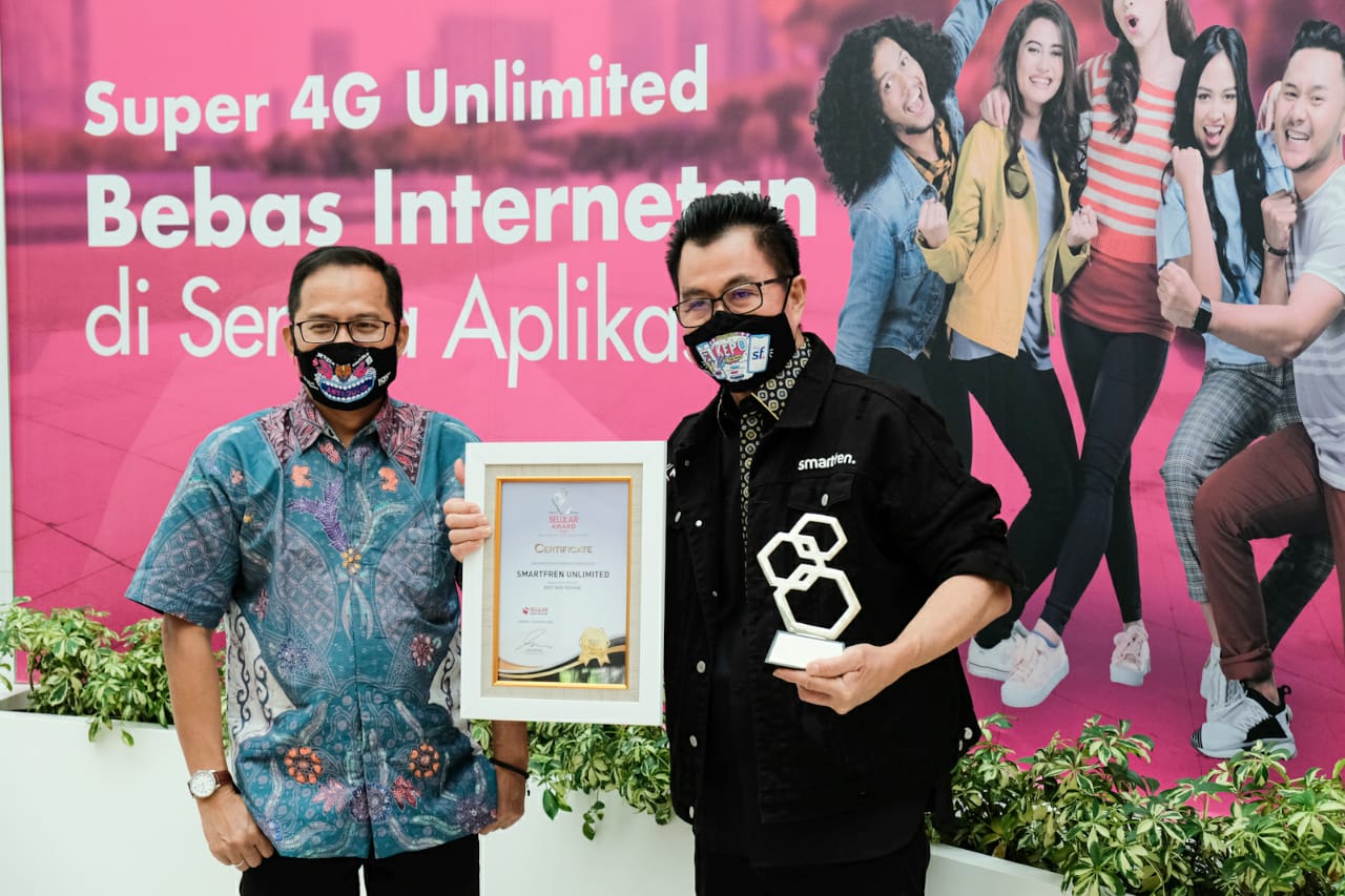 Smartfren Unlimited Dinobat Paket Internet Terbaik 2020 Versi Selular Awards