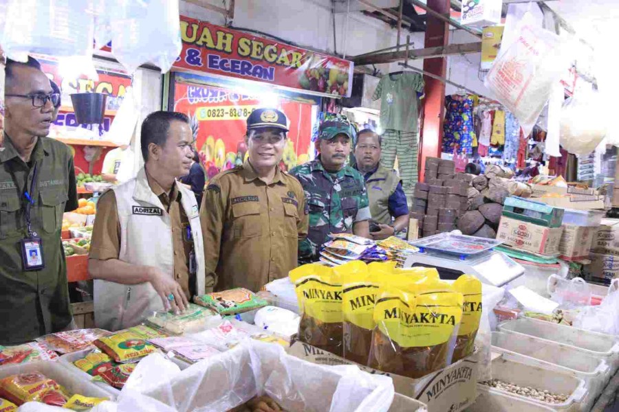 Harga Telur dan Ayam di Pekanbaru Turun, Komoditas Pokok Lain Stabil