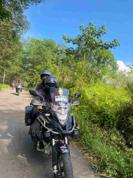 CDN Bersama Bikers Honda CB150X Jelajah Alam Riau