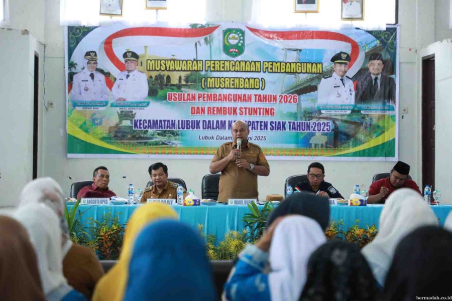 Wabup Siak Janji Jalan Bhayangkara Lubuk Dalam Diaspal Tahun Ini