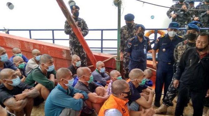 Dua Kapal Ikan Asing Bendera Vietnam Ditangkap di Laut Natuna