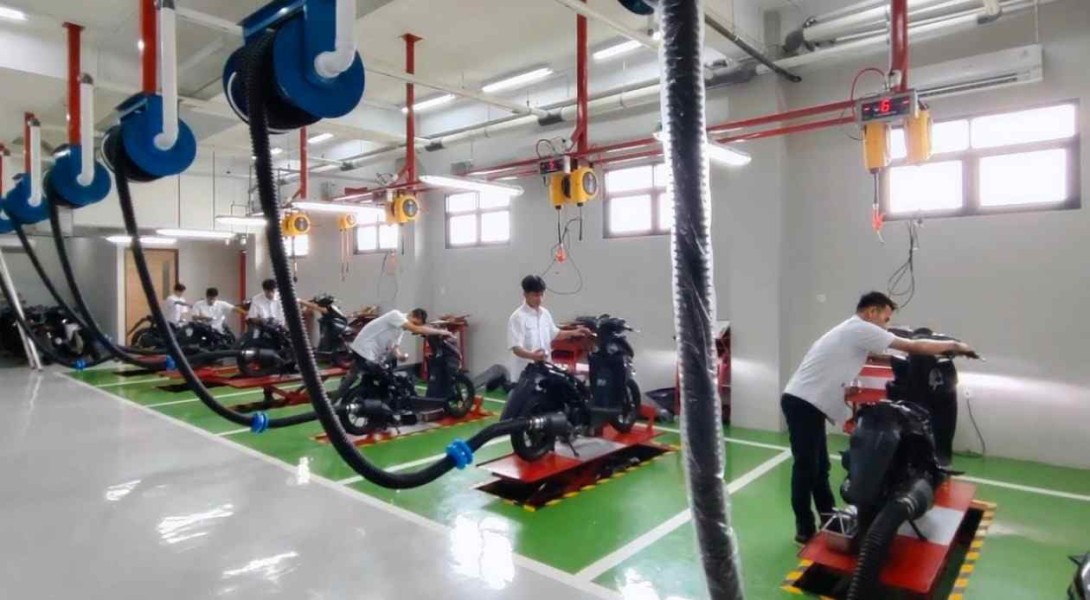 Jaga Kualitas, Capella Honda Beri Pelatihan Mekanik Sepeda Motor Honda