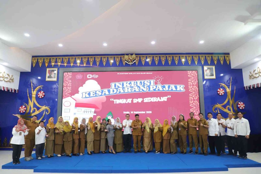DJP Riau Tanamkan Kesadaran Pajak Sejak SMP di Pekanbaru