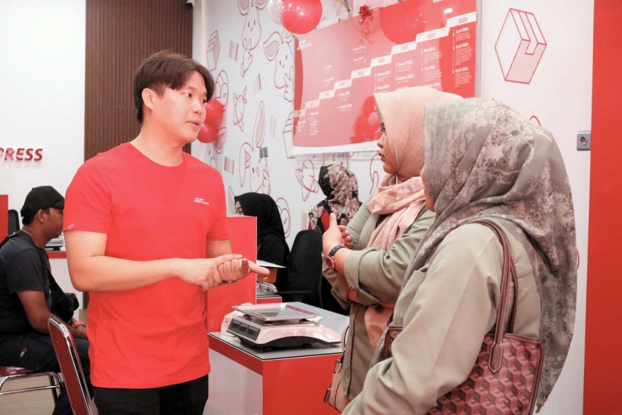 Hadirkan Kenyamanan Ekstra Pelanggan, J&T Express Resmikan Drop Point Signature di Pekanbaru