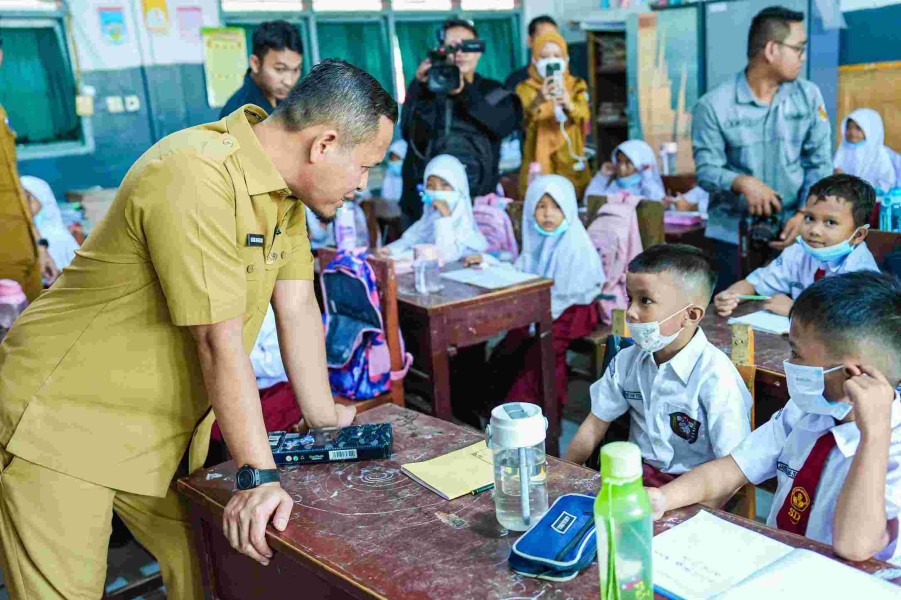 Udara Memburuk, Sekolah di Pekanbaru Kembali Belajar dari Rumah