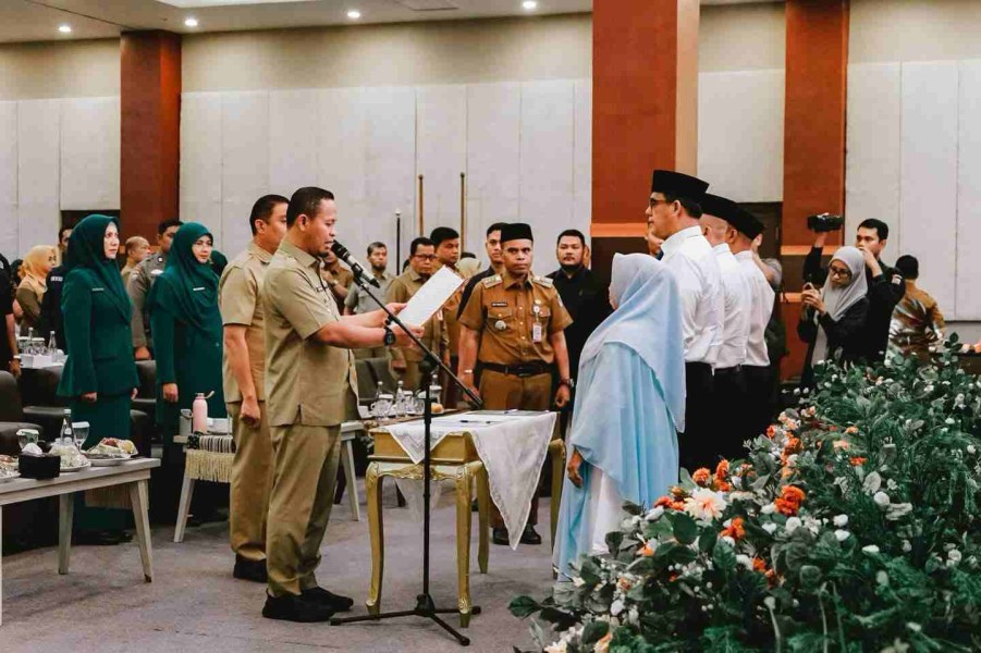Agung Nugroho Kukuhkan Pengurus RT, RW dan Dasawisma Lima Puluh