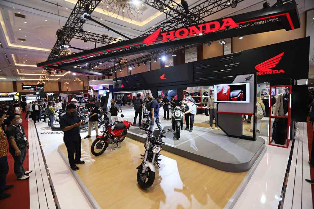 AHM Umumkan Strategi Roadmap Sepeda Motor Listrik Honda Hingga 2030