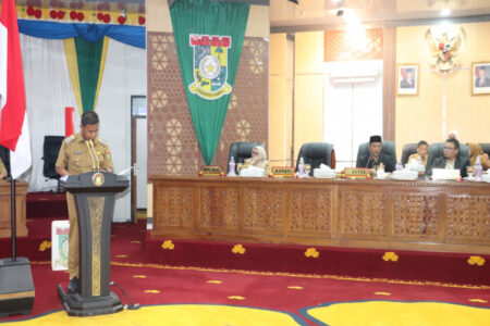 Bupati Kampar Paparkan LKPJ 2025, DPRD Bentuk Pansus Pembahasan