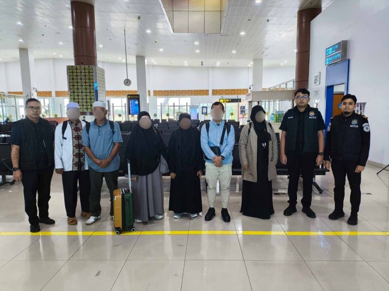 Kantor Imigrasi Pekanbaru Menunda Keberangkatan Enam Calon Jemaah Haji Nonprosedural
