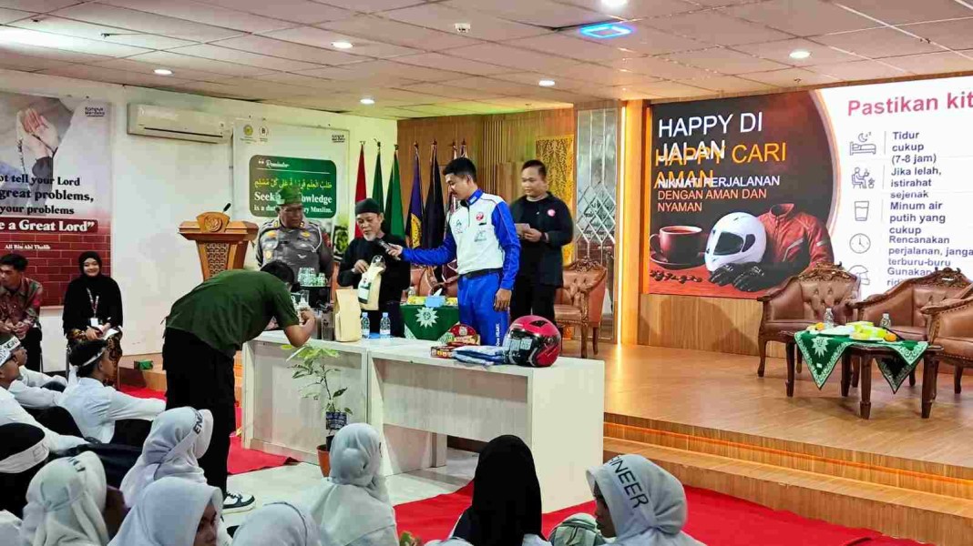 Honda Ingatkan 350 Mahasiswa UMRI Bahaya Berkendara saat Ngantuk