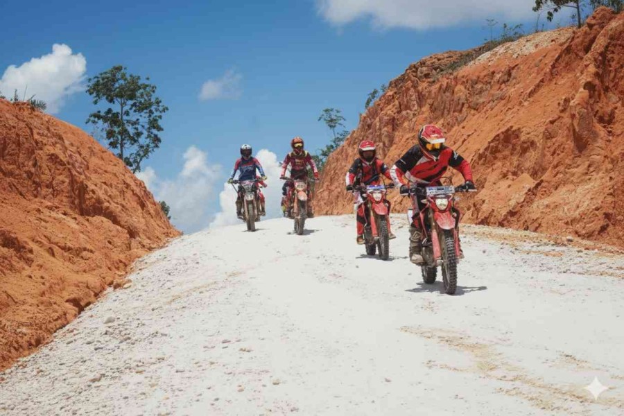 CDN Riau Ajak Biker Rasakan Ketangguhan Honda CRF di Alam Bangkinang