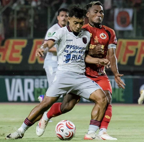 PSPS Pekanbaru Bungkam Semen Padang 1-0, Naik Posisi Tiga