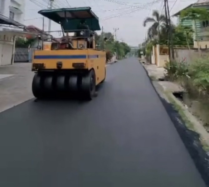Jalan Kemuning Diaspal, Wali Kota Pekanbaru: Keluhan Warga Jadi Kompas Pembenahan