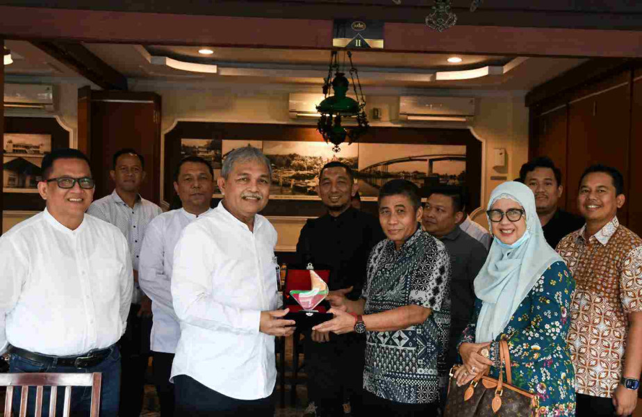 Bangun Sinergi Terkait Layanan Perbankan, BRK Syariah Audiensi Hiswana Migas Riau