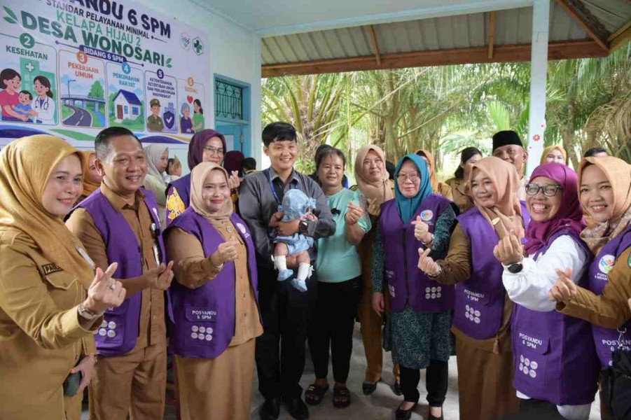 Kasmarni Pantau Posyandu, Pastikan Pelayanan Dasar Berjalan