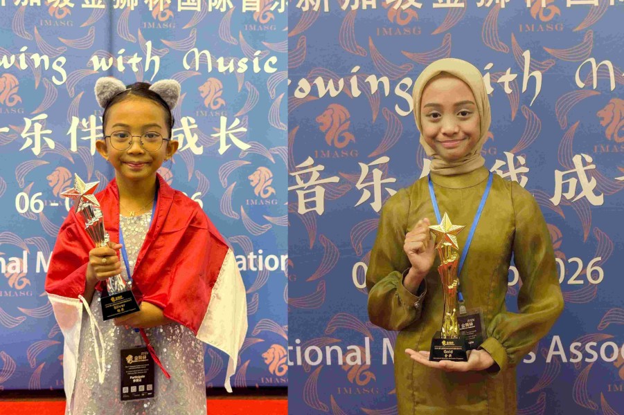 Rigina dan Nagita Asal Pekanbaru Harumkan Indonesia Ajang Musik Internasional di Singapura