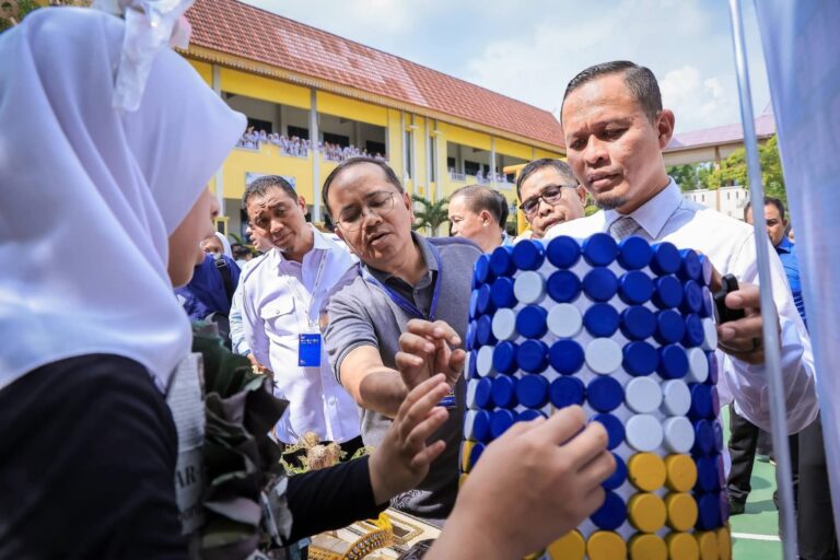Delegasi IMT-GT Kagum Lihat Green School di Pekanbaru, Walikota: Kota Hijau Dimulai dari Pendidikan