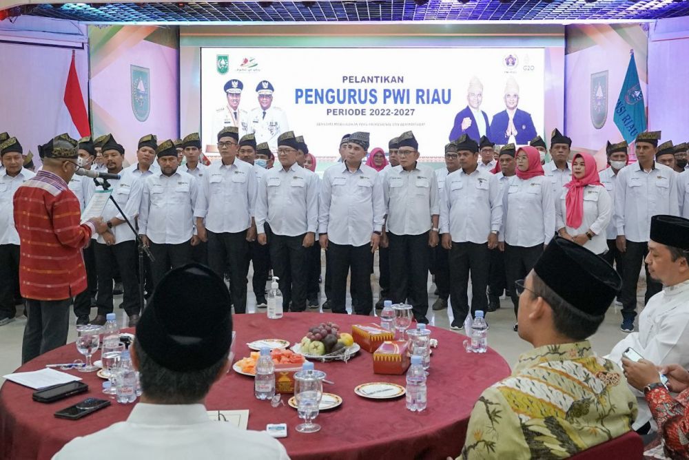 Pengurus PWI Riau Dilantik